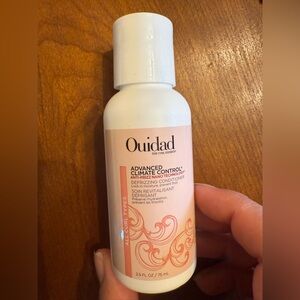 💙 4/$20 OUIDAD ADVANCED CLIMATE CONTROL DEFRIZZING CONDITIONER